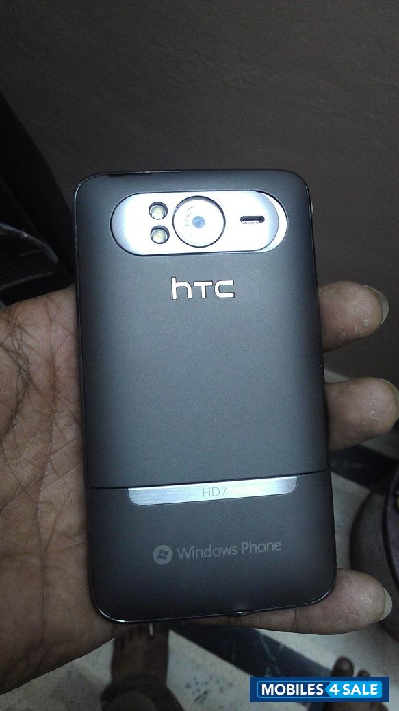 Silver HTC HD7