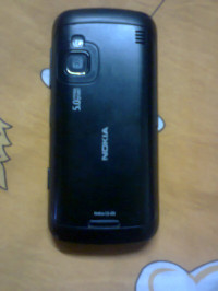 Black Nokia C6