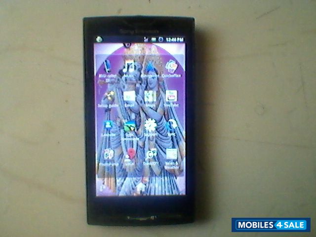 Black Sony Ericsson Xperia X10