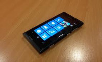 Black Nokia Lumia 800