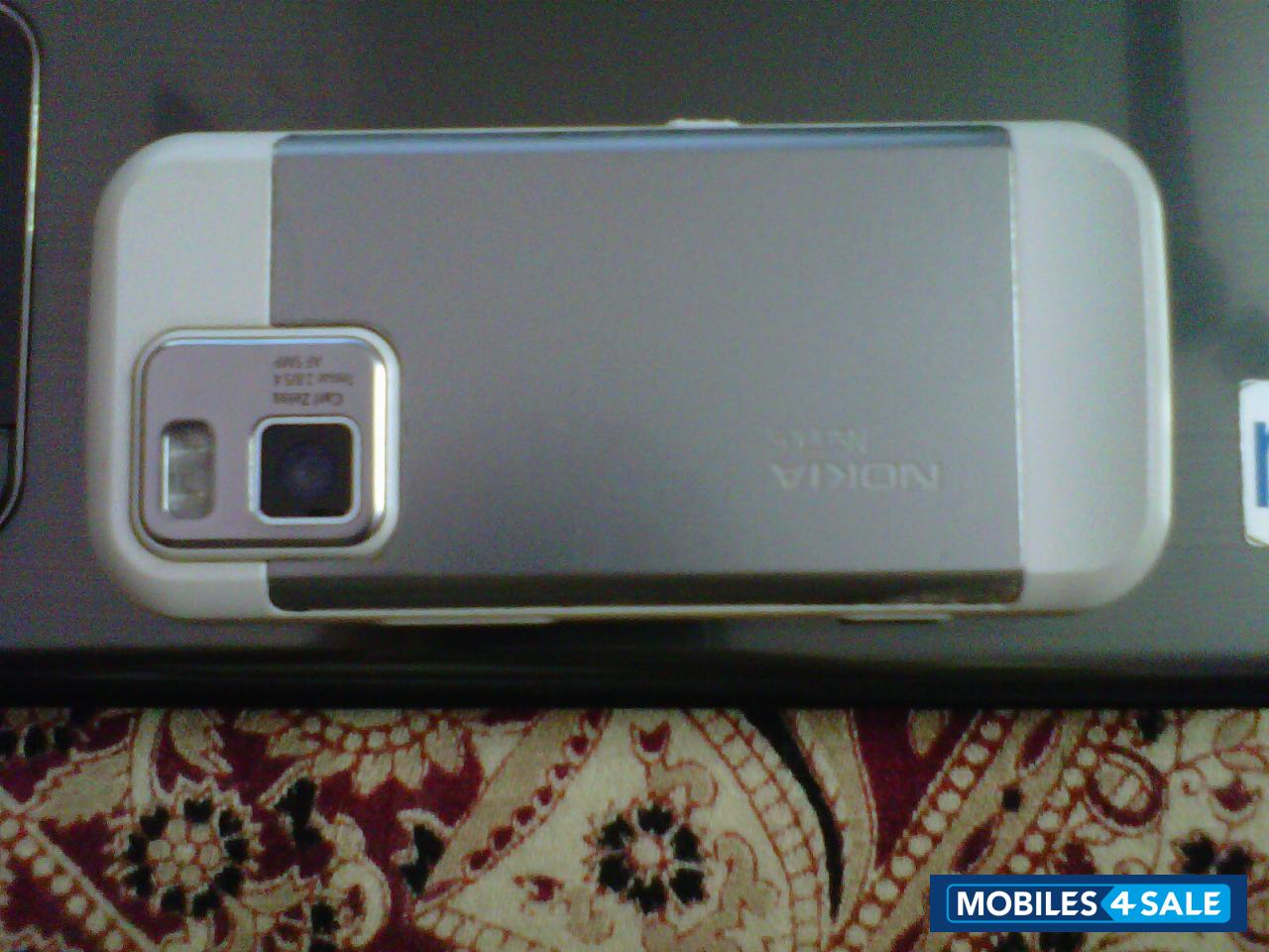 White Nokia N97 Mini