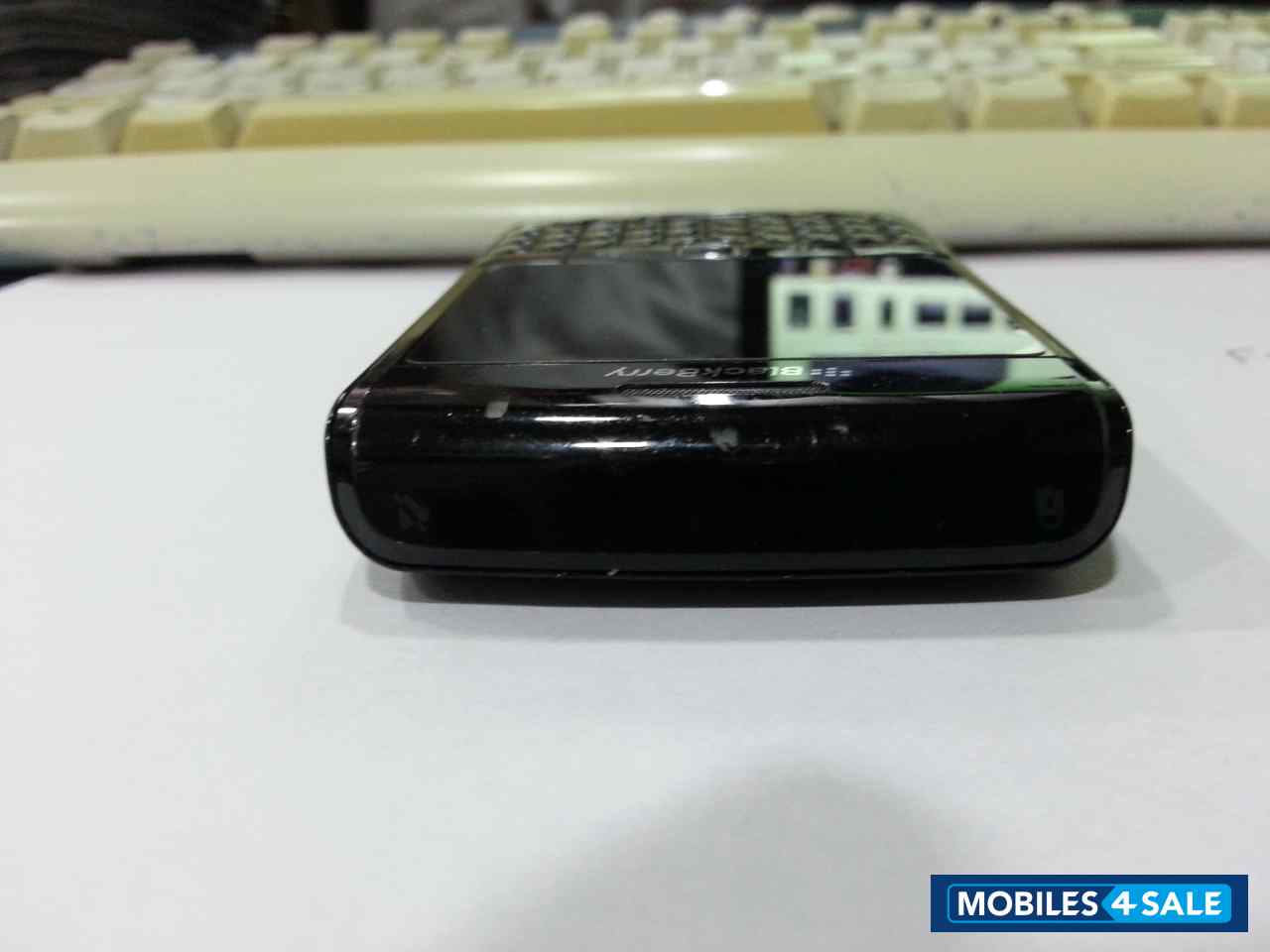 Black BlackBerry Bold 9780