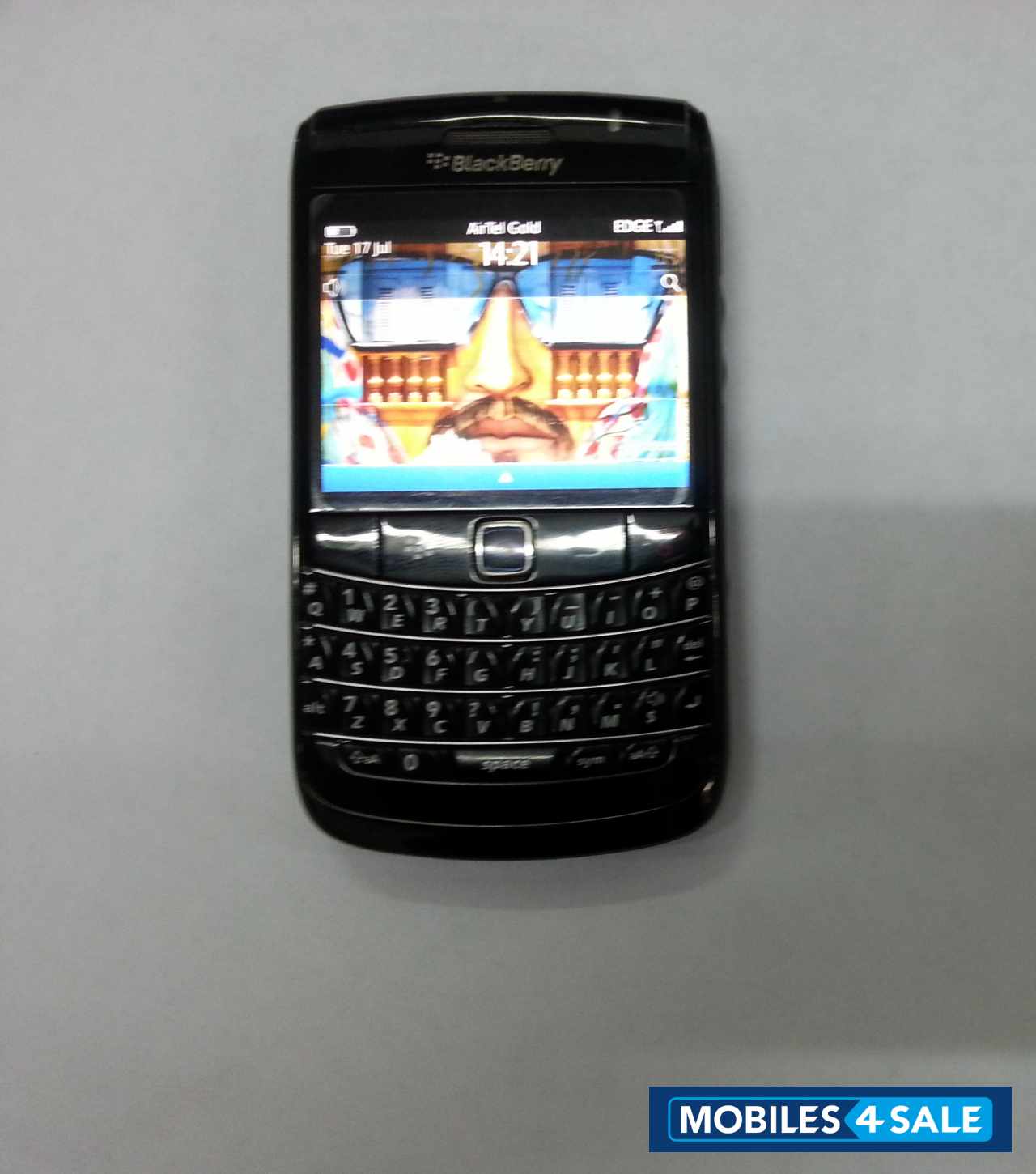 Black BlackBerry Bold 9780