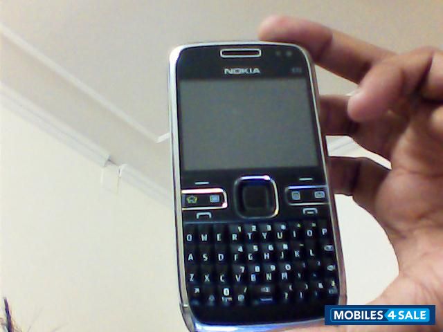 Black Nokia E72