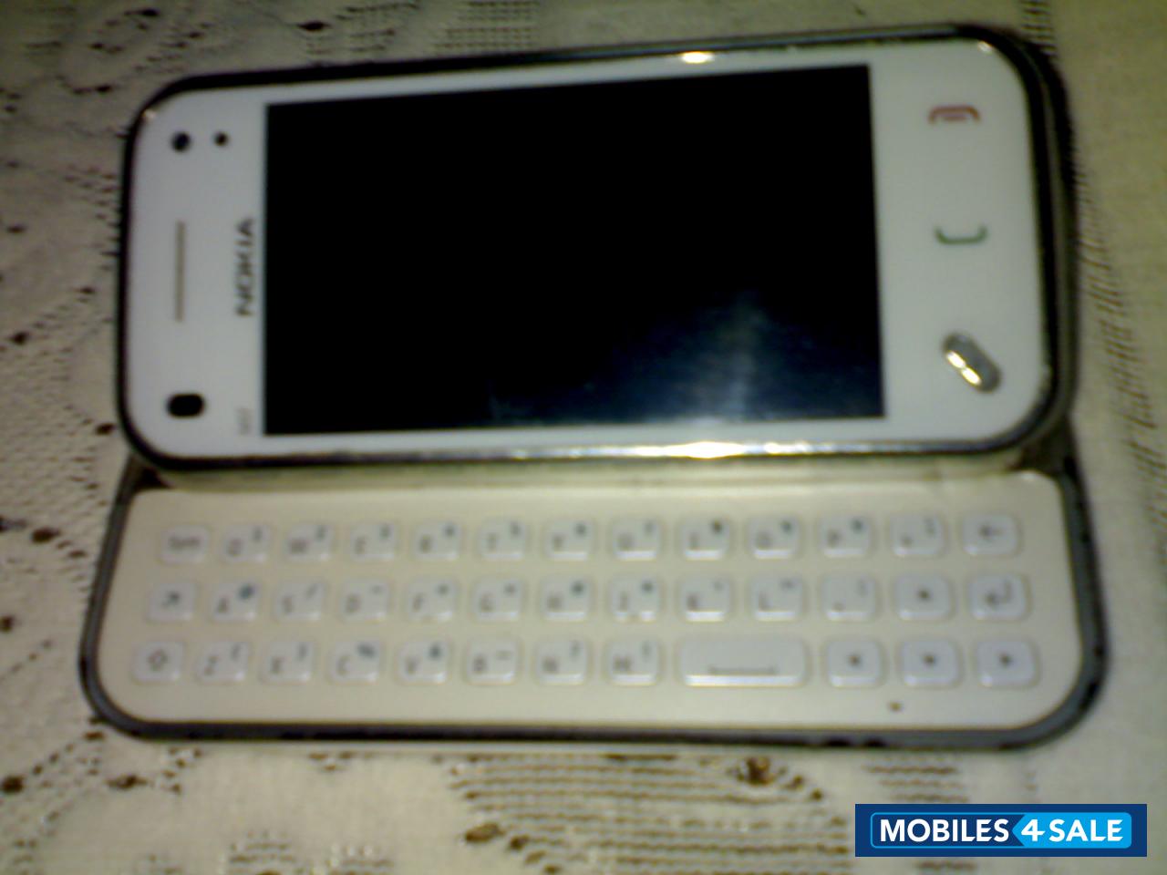 White Nokia