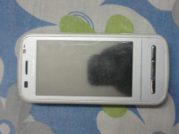 White Nokia C6