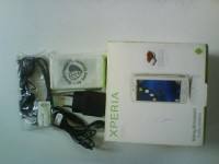 White Sony Ericsson Xperia mini