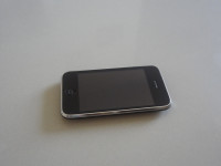 Black Apple iPhone 3GS