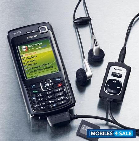 Black Nokia N70 Music Edition