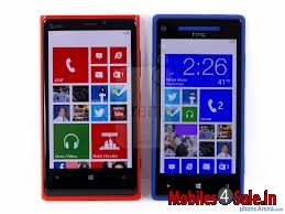 Black Nokia Lumia 800