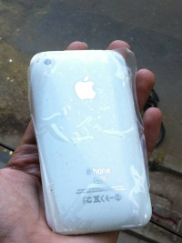 White Apple iPhone 3GS