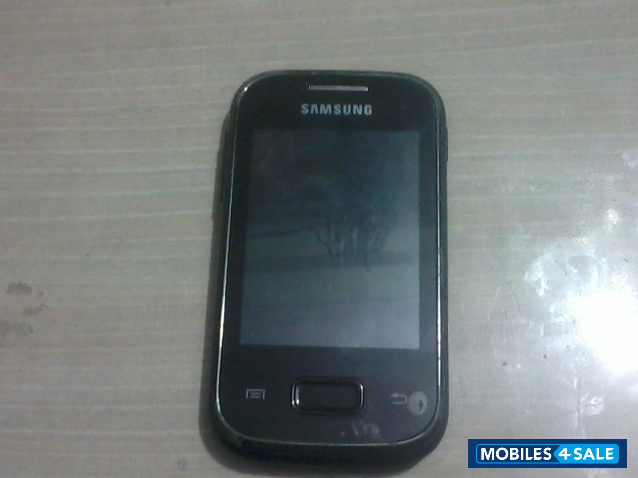 Black Samsung Galaxy Pocket