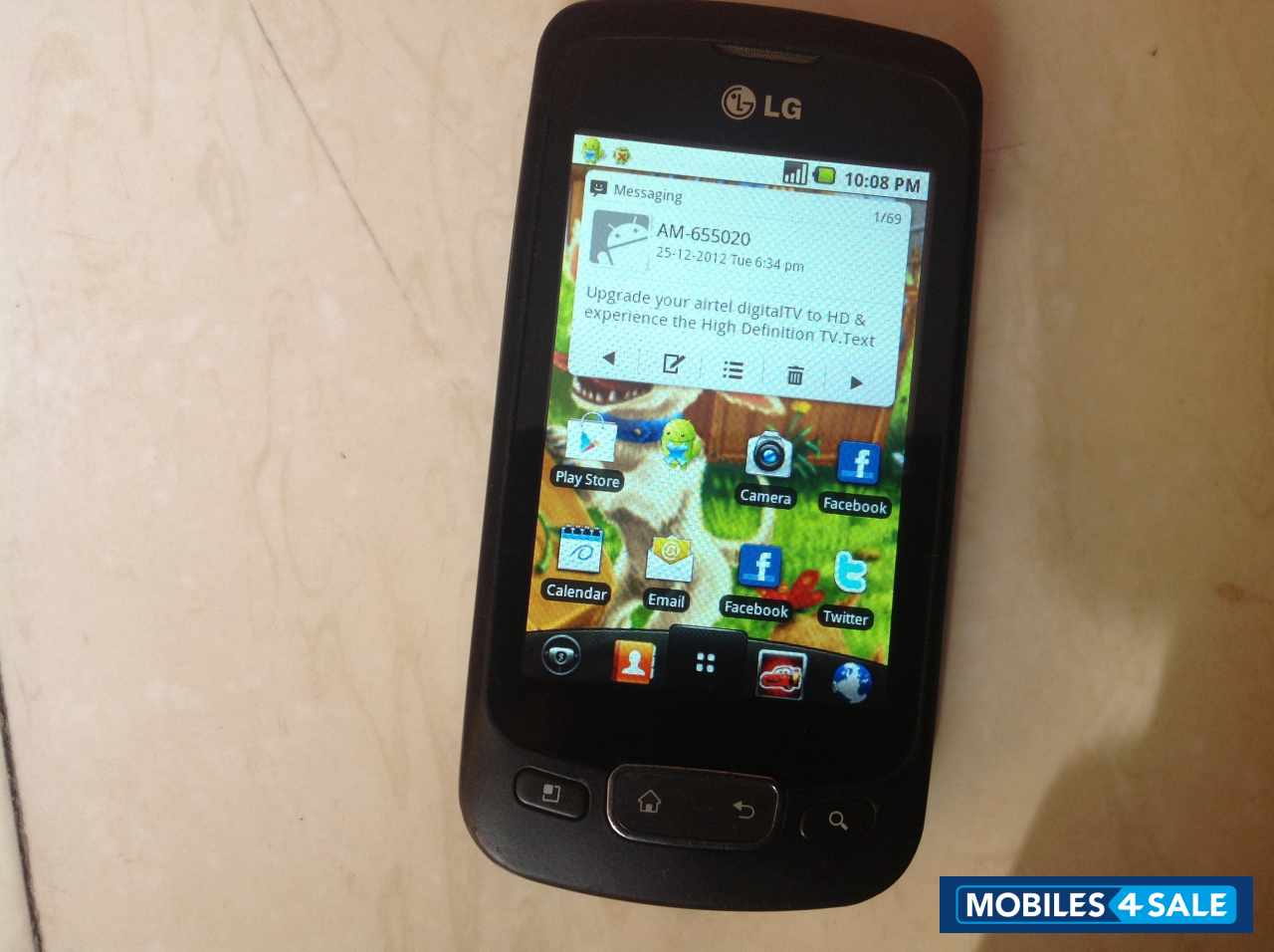 Black LG Optimus P500