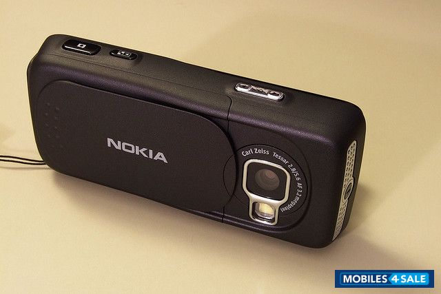 Black Nokia N73 Music Edition