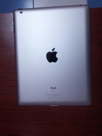 Silver Apple iPad3