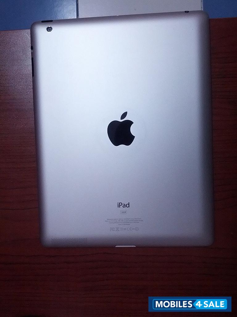 Silver Apple iPad3