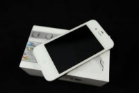 White Apple iPhone 4S