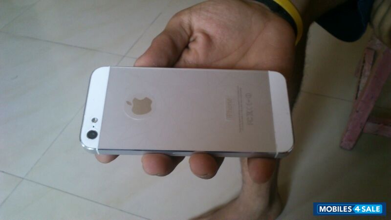 White(64gb) Apple iPhone 5