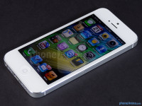 White Apple iPhone 5