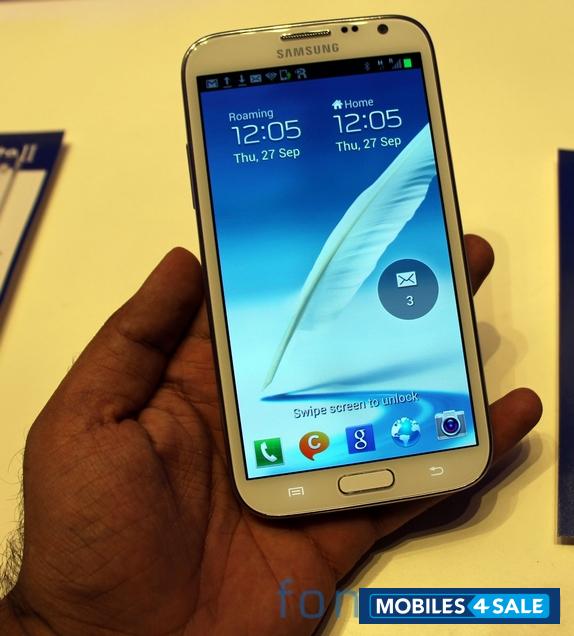 White Samsung Galaxy Note 2