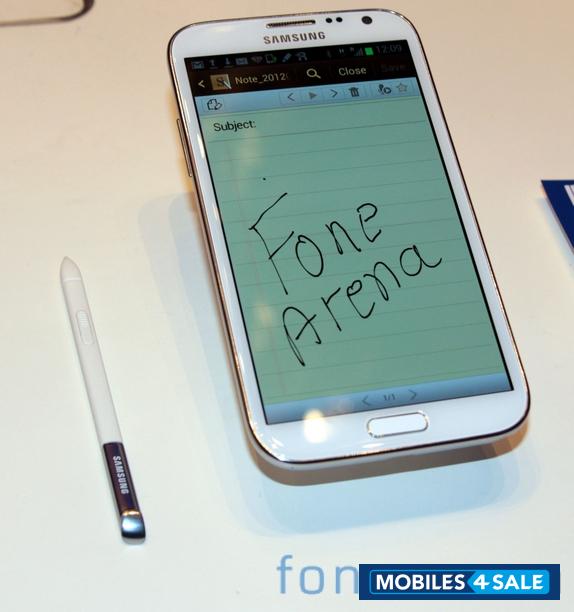 White Samsung Galaxy Note 2