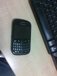 Black BlackBerry Curve 9220