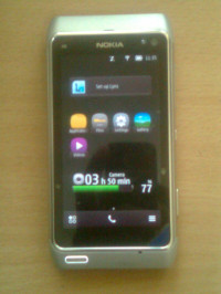 Nokia N8