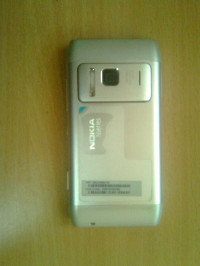 Nokia N8