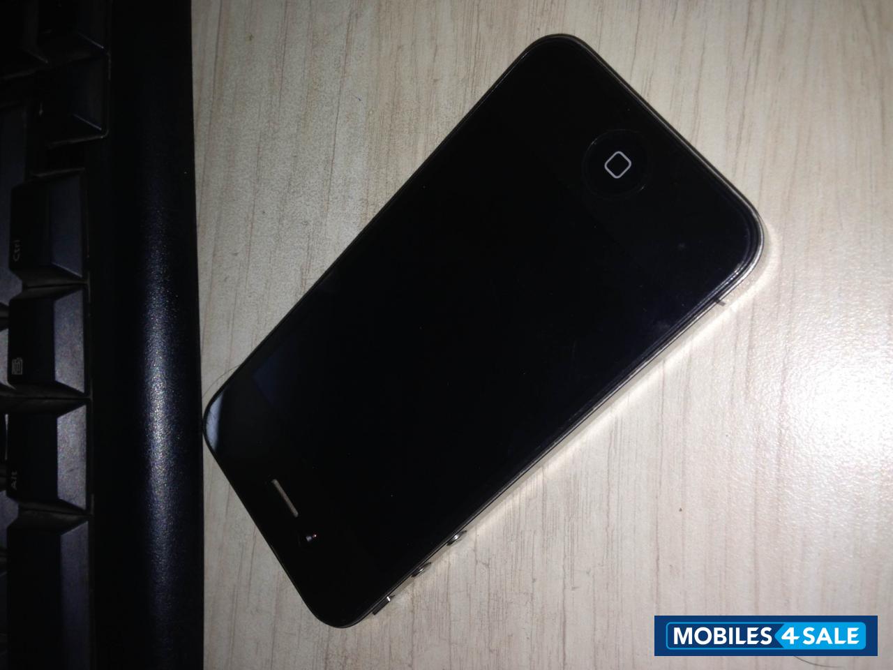 Black Apple iPhone 4