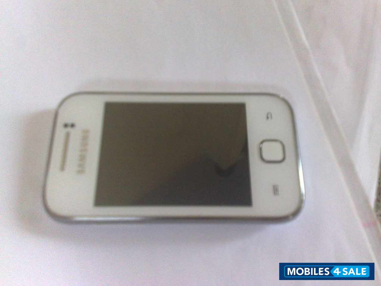 Pure White Samsung Galaxy Y