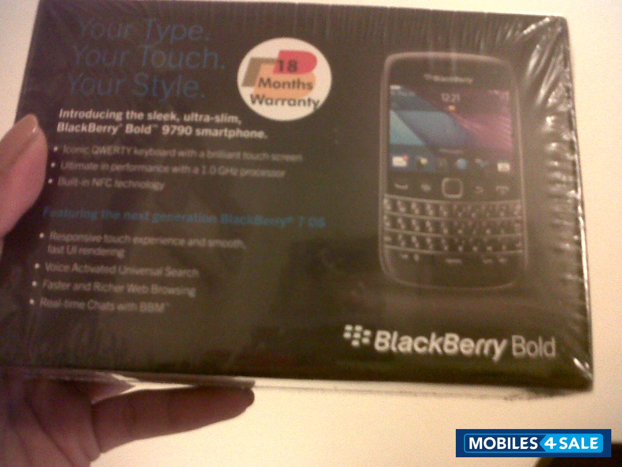 Black BlackBerry Bold 9790