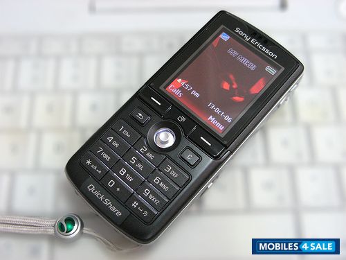 Black Sony Ericsson K750