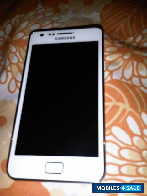 White Samsung Galaxy S2