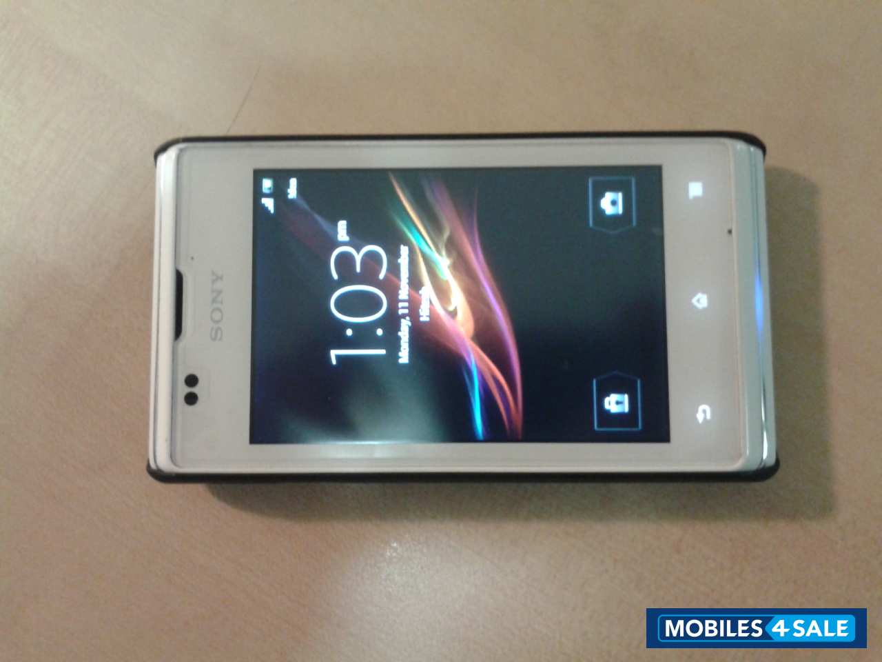 White Sony Xperia E