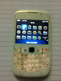 White BlackBerry Curve 8520