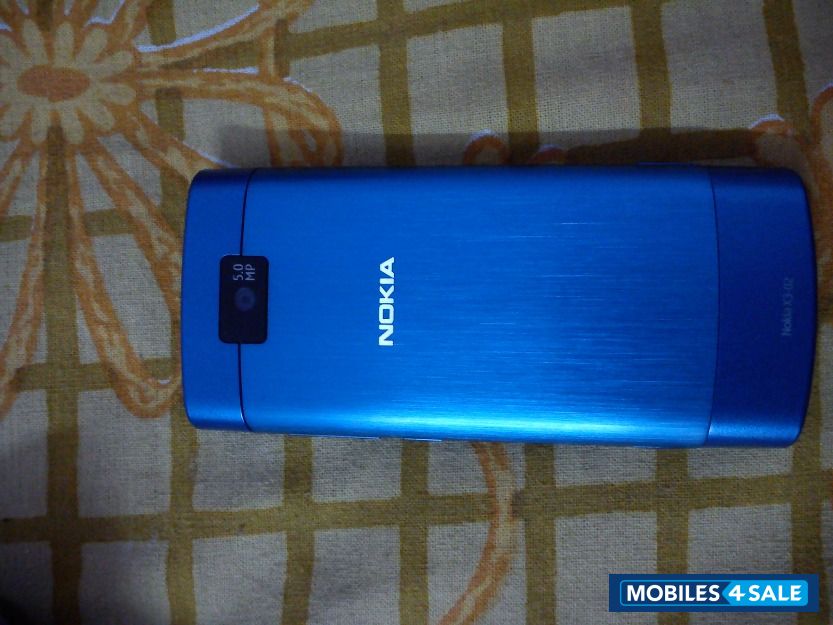 Metallic Blue Nokia X3-02