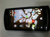 Black Sony Ericsson Xperia neo V