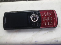 Red/black Samsung Metro 5200