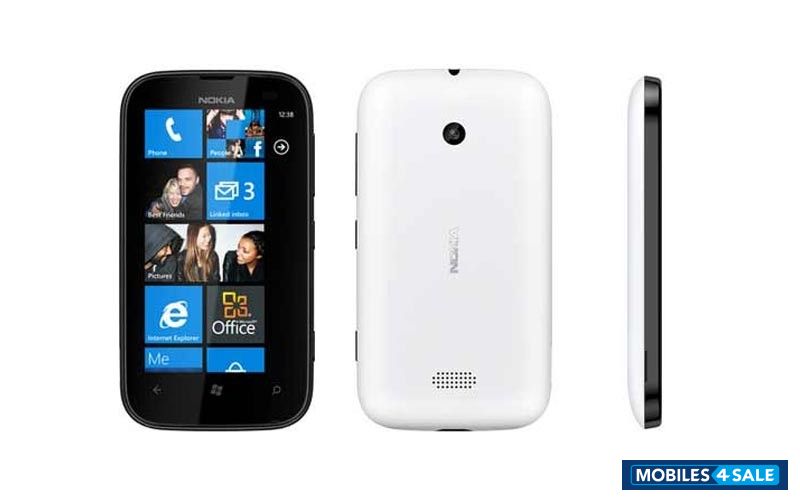 White Nokia Lumia 510