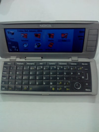 Grey / Black Nokia 9500 Communicator