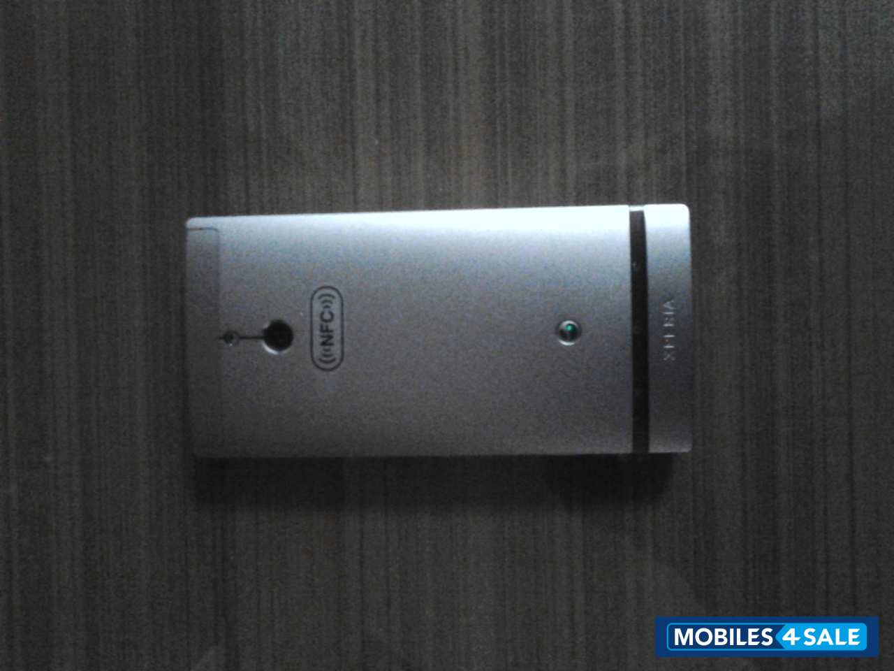 Silver Sony Xperia P