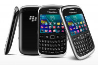 Black BlackBerry Curve 9320