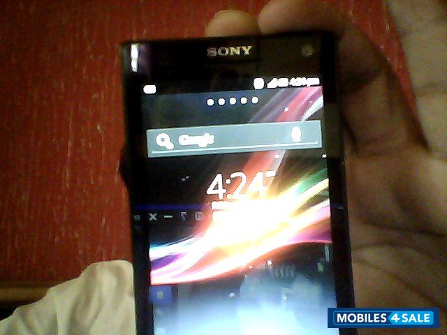 Black Sony Xperia S