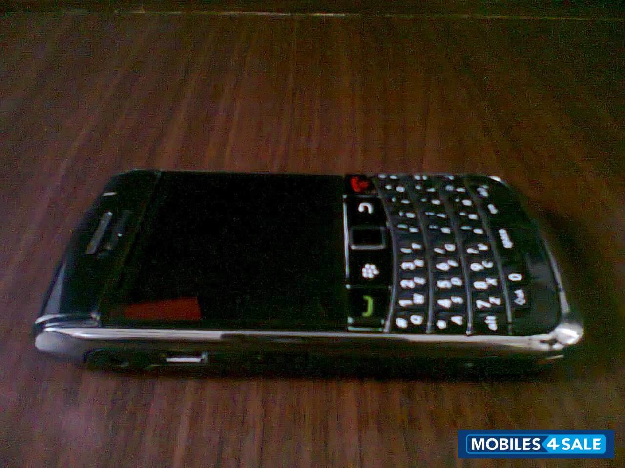 Black BlackBerry Bold 9700