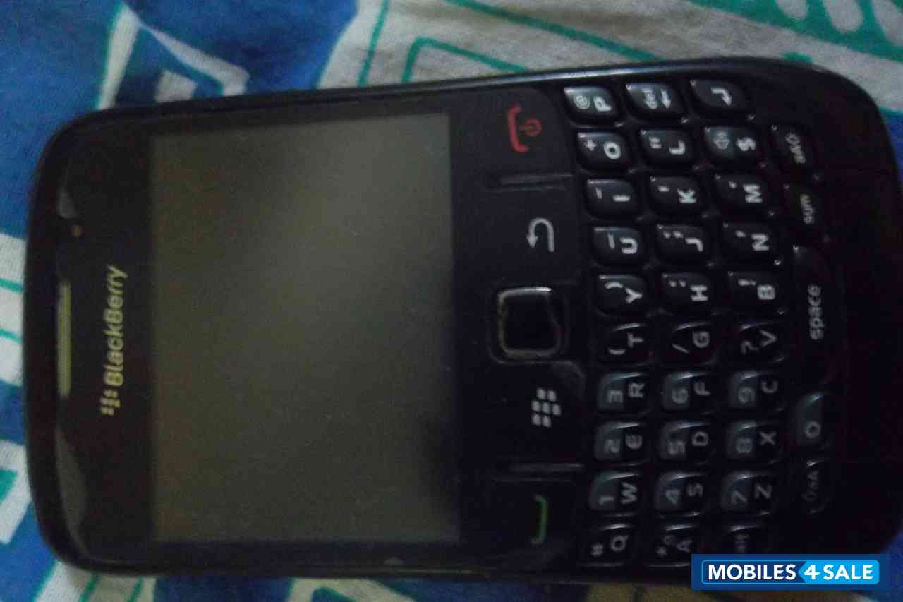 Black BlackBerry Curve 8520