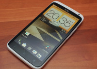 White HTC One X