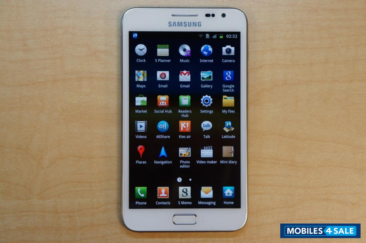 White Samsung Galaxy Note