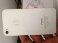 White Apple iPhone 4S