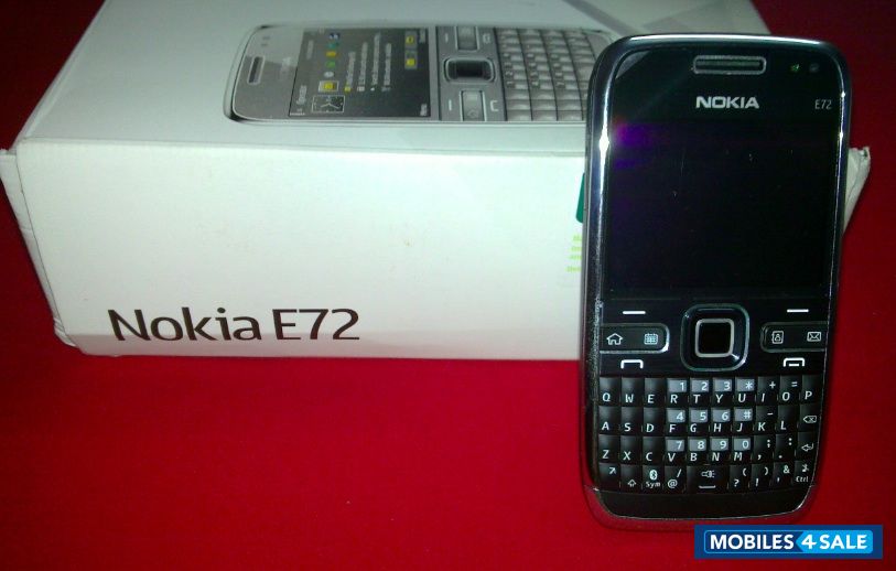 Silver Nokia E72