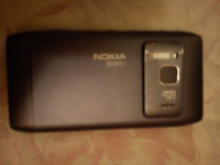 Black Nokia N8